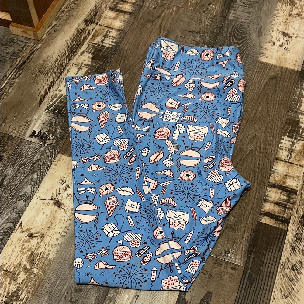LuLaRoe Blue Red White Novelty Leggings